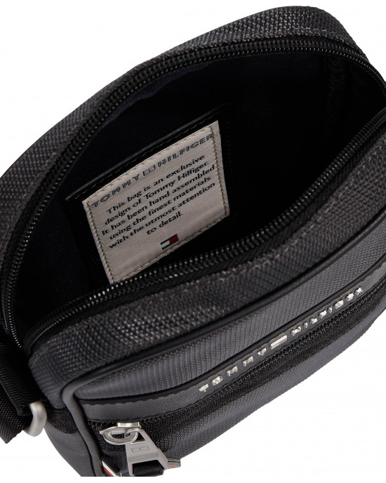 Tommy Hilfiger Elevated Nylon Mini Reporter 7232 Tommy Hilfiger Elevated Nylon Mini Reporter 7232